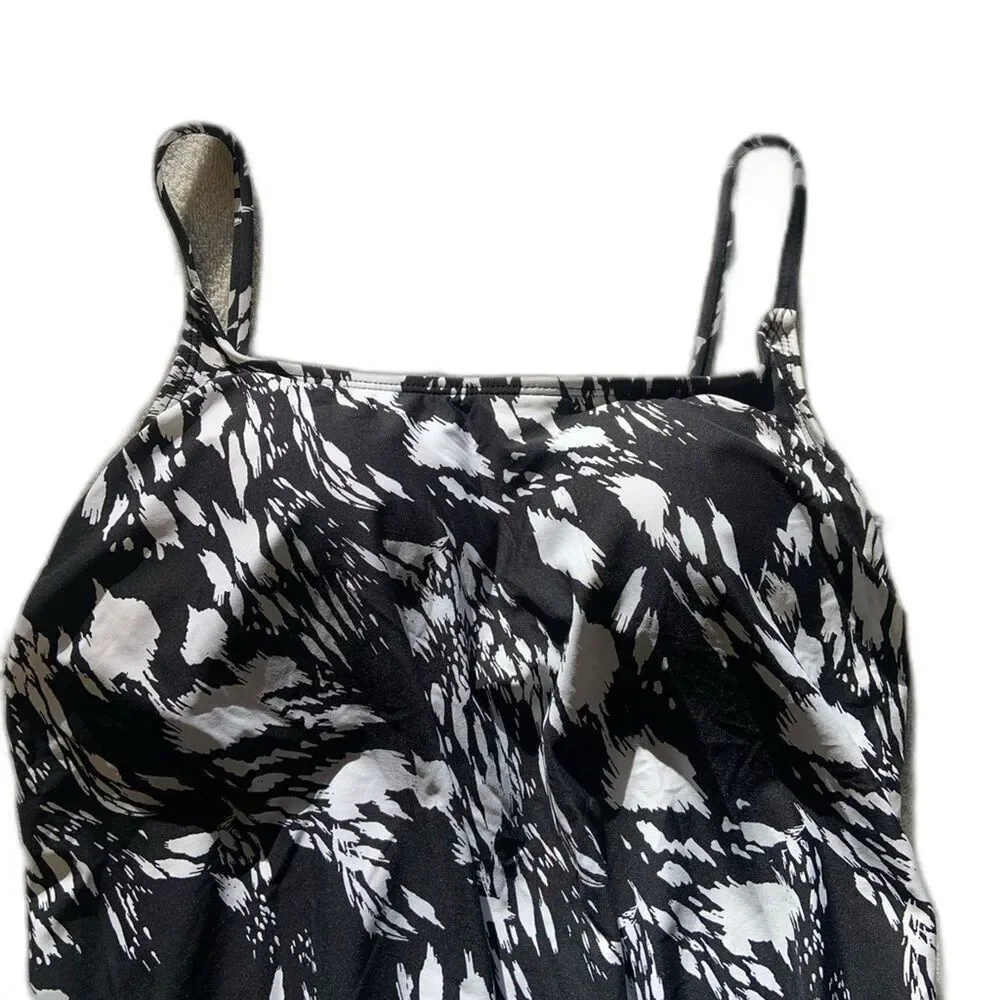 NWT Sonnet Shores Tankini Top Black and White Print Swimsuit Sz 6 Beach Cruise